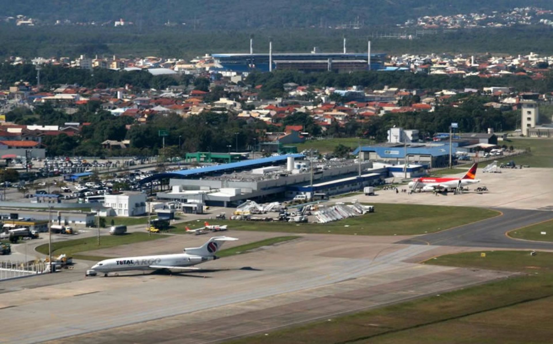 Auditores do Ministério do Trabalho identificam risco de explosão no Aeroporto Hercílio Luz